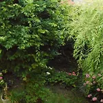 La Cour De J'anne - Geranium بيت للعطل *